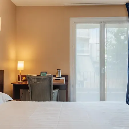 公寓式酒店 Park &